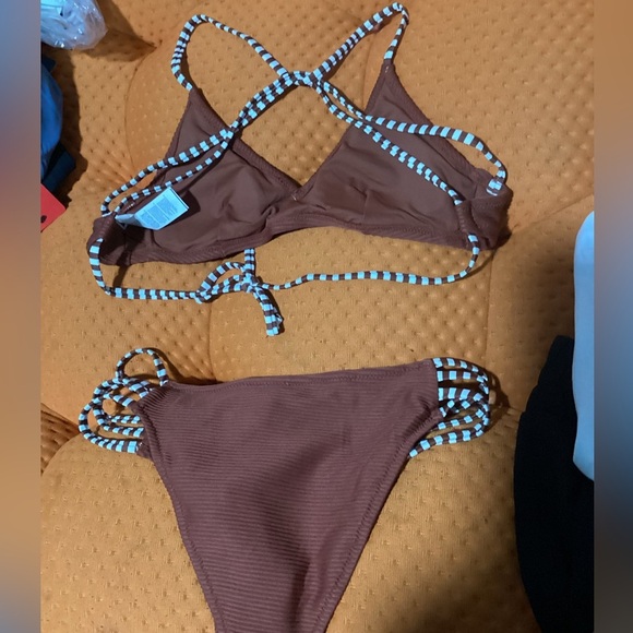 Women's Ribbed Bikini Sets Scoop Neck Cheeky Swimsuit Textured Two Piece NWT S - Picture 2 of 2